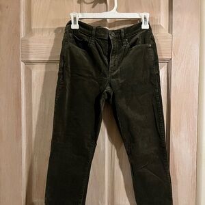 Gap 1969 28R True Skinny Jeans